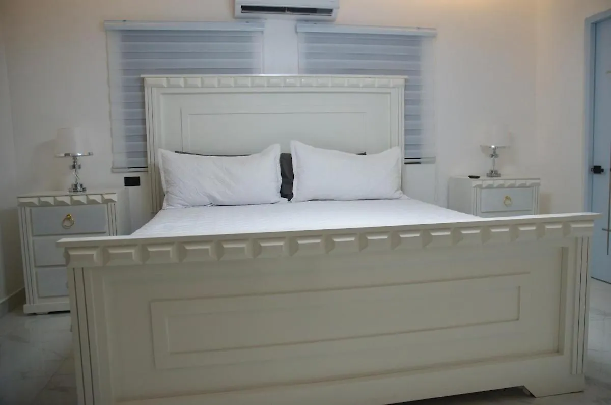 4 Bed Villa W Pool 5Min To Beach Punta Cana
